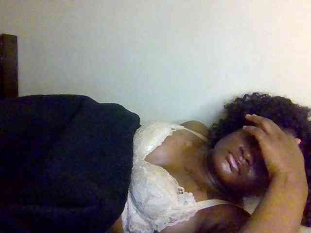 SweetKimmie webcam