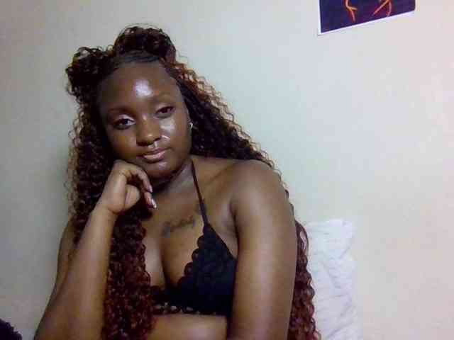 SweetKimmie webcam