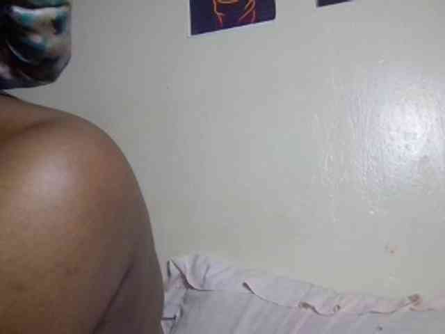 SweetKimmie webcam