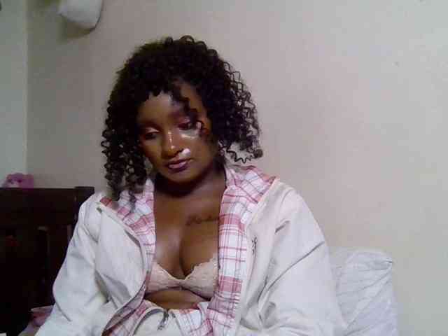 SweetKimmie webcam