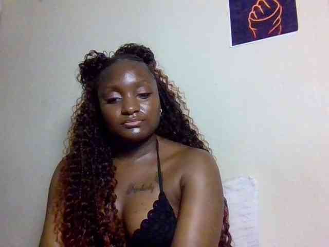 SweetKimmie webcam