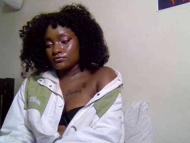 SweetKimmie webcam