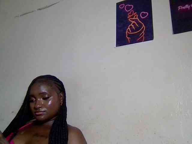 SweetKimmie webcam