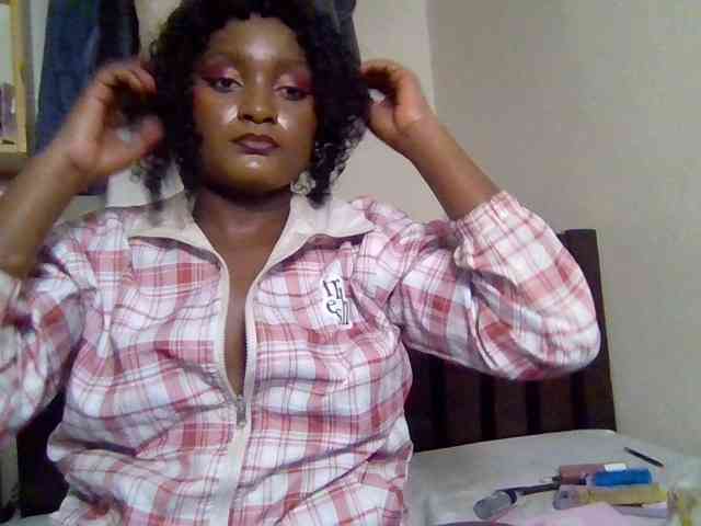 SweetKimmie webcam