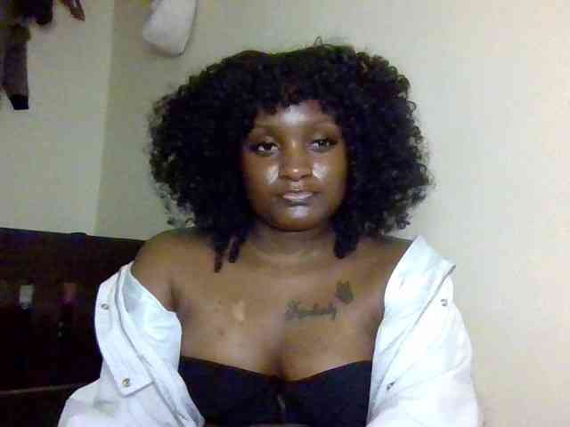 SweetKimmie webcam