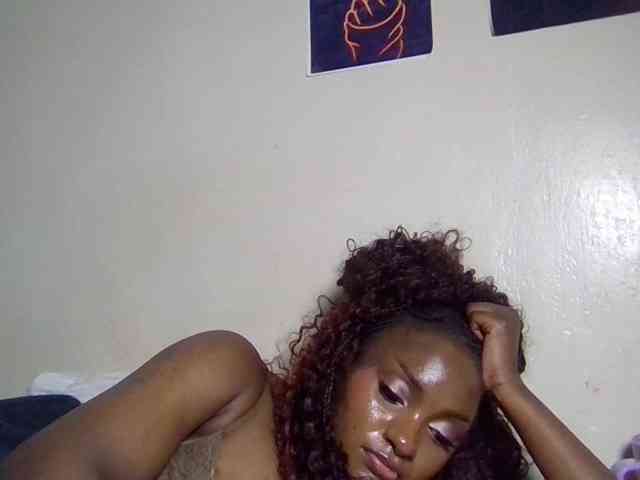 SweetKimmie webcam
