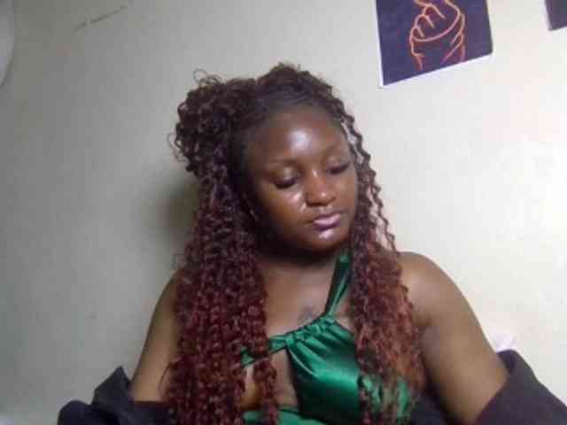 SweetKimmie webcam