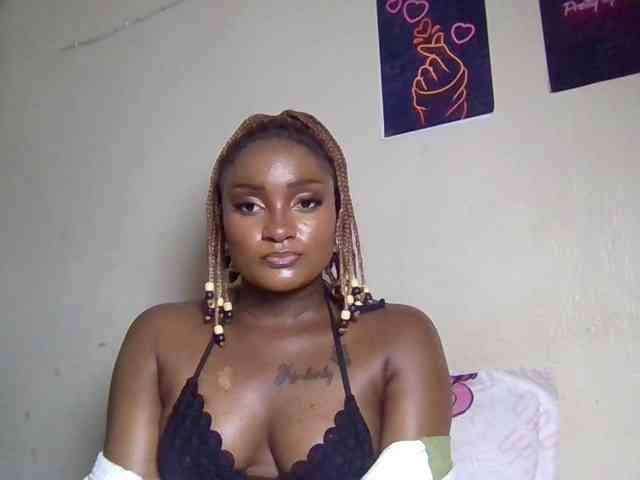 SweetKimmie webcam