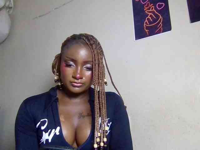 SweetKimmie webcam