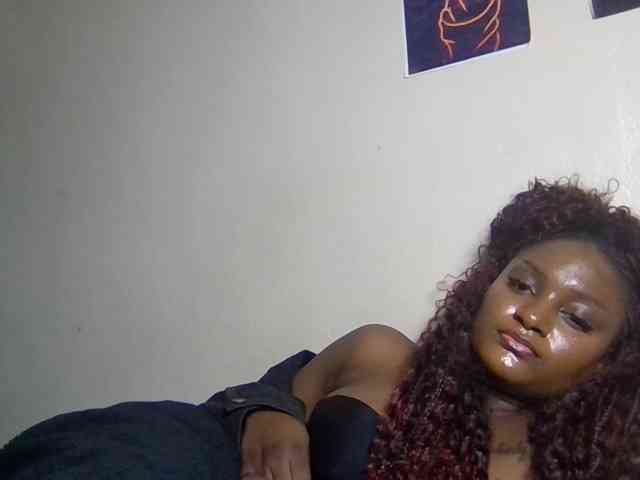 SweetKimmie webcam