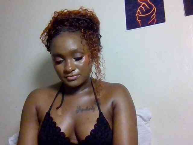 SweetKimmie webcam