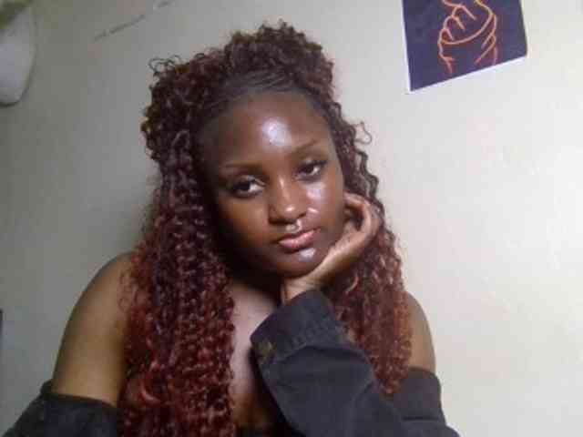 SweetKimmie webcam