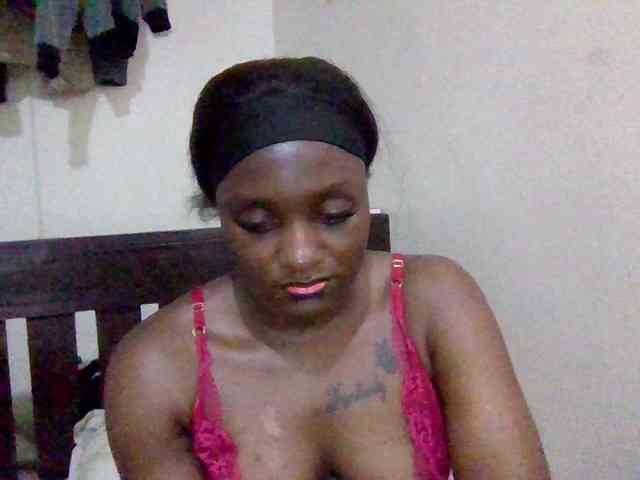 SweetKimmie webcam