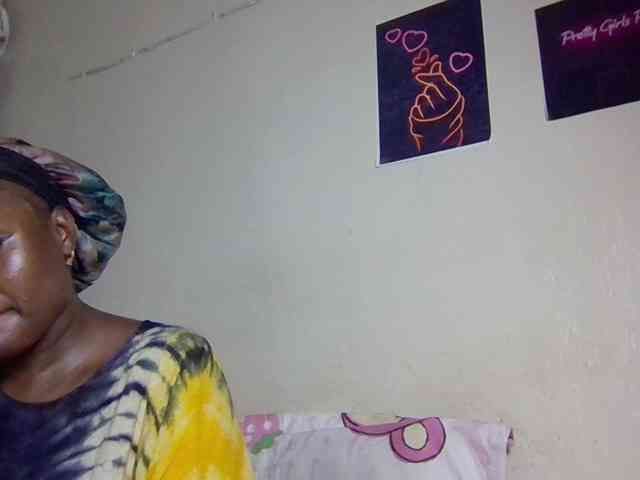 SweetKimmie webcam