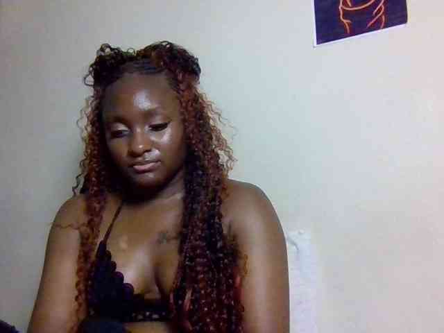 SweetKimmie webcam