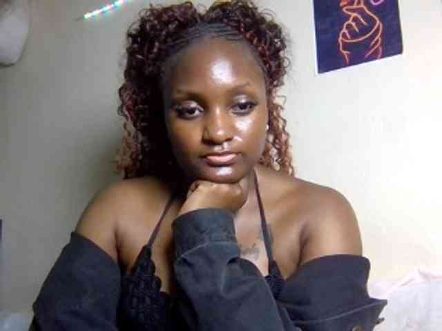 SweetKimmie webcam