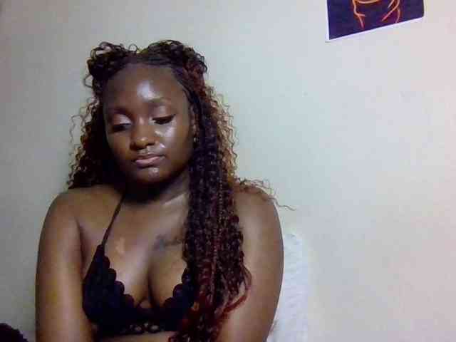 SweetKimmie webcam