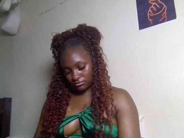 SweetKimmie webcam