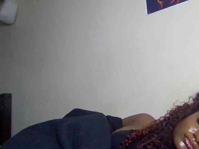 SweetKimmie webcam