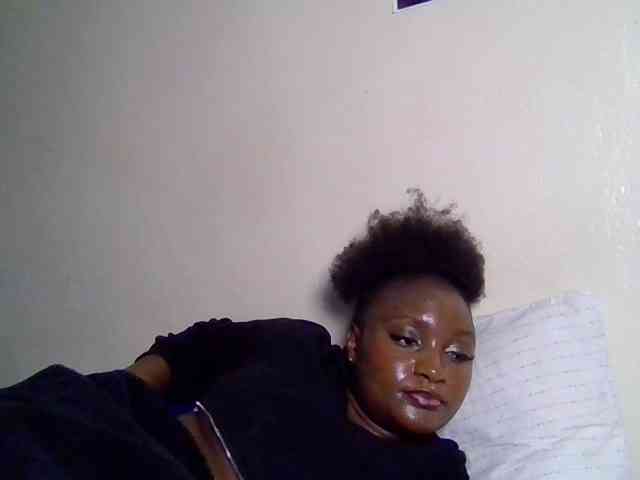 SweetKimmie webcam