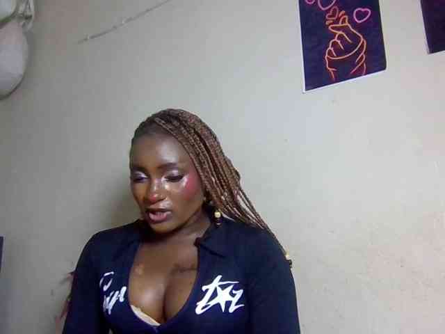 SweetKimmie webcam