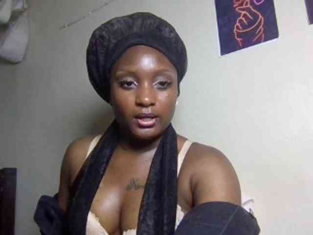 SweetKimmie webcam
