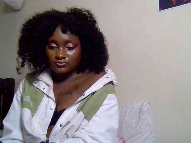 SweetKimmie webcam
