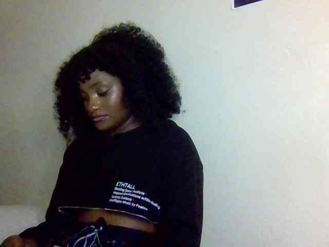 SweetKimmie webcam