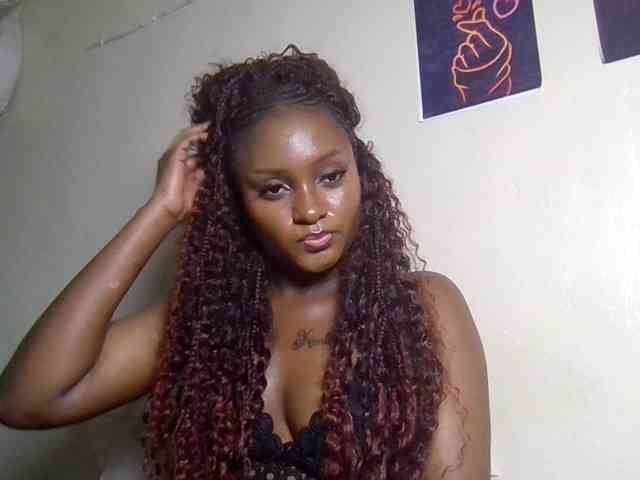 SweetKimmie webcam