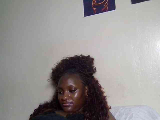 SweetKimmie webcam