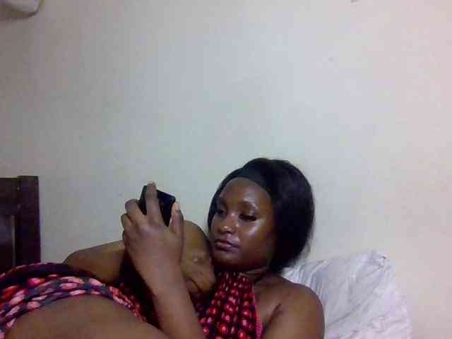 SweetKimmie webcam