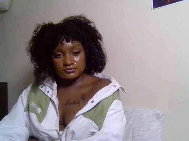 SweetKimmie webcam