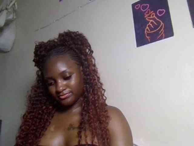 SweetKimmie webcam