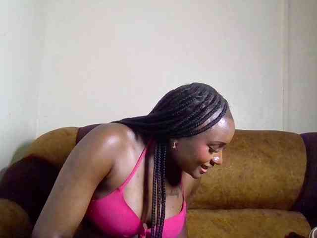 SweetKimmie webcam