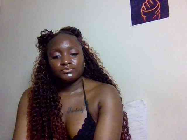SweetKimmie webcam