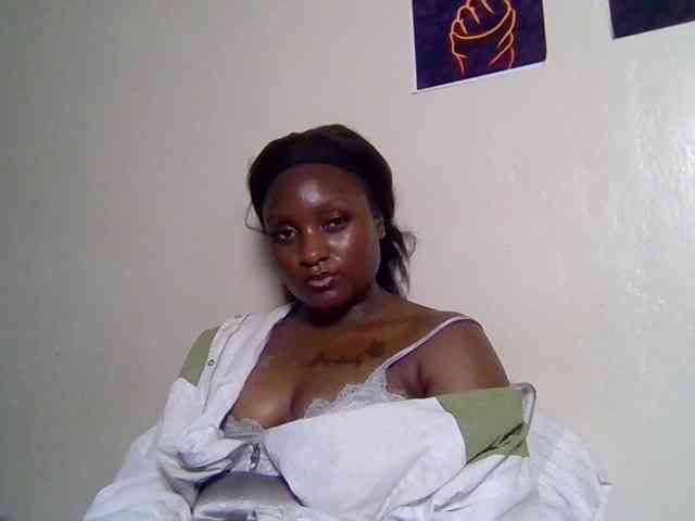 SweetKimmie webcam