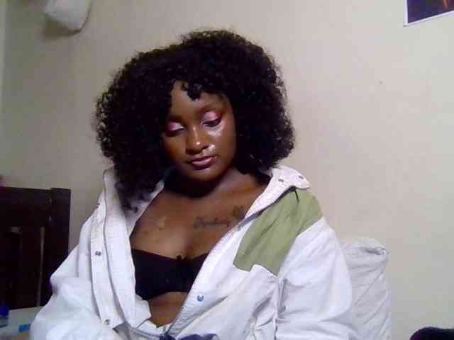 SweetKimmie webcam