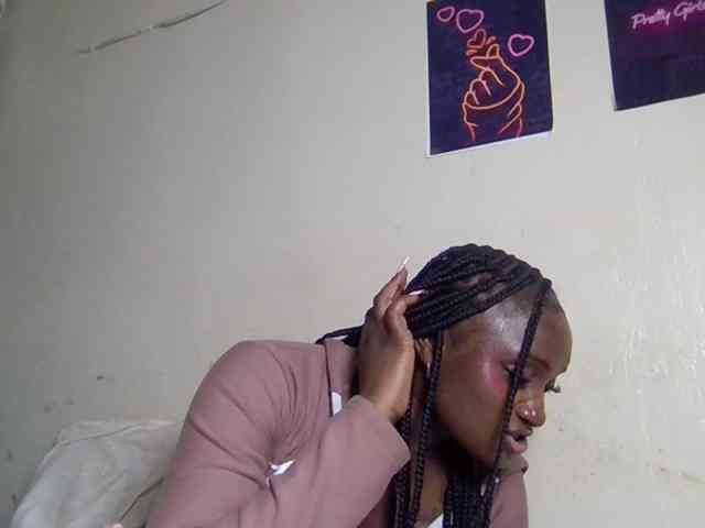 SweetKimmie webcam