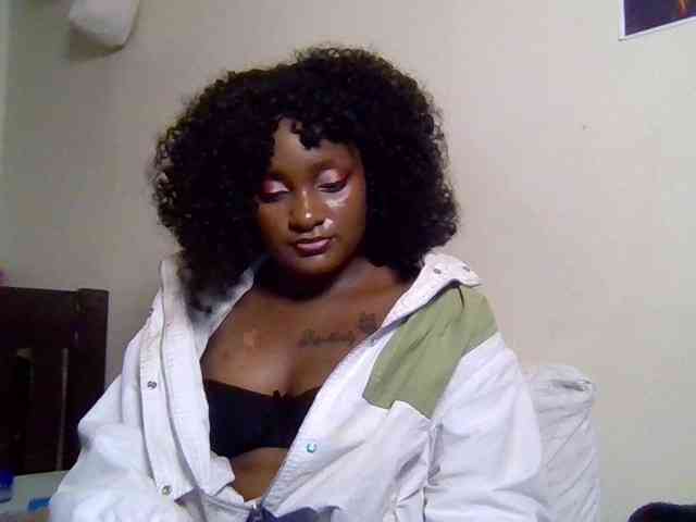 SweetKimmie webcam