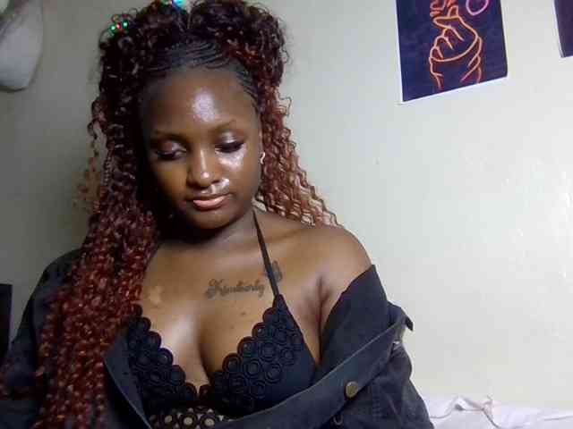 SweetKimmie webcam