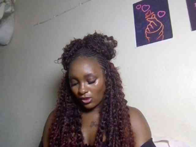 SweetKimmie webcam