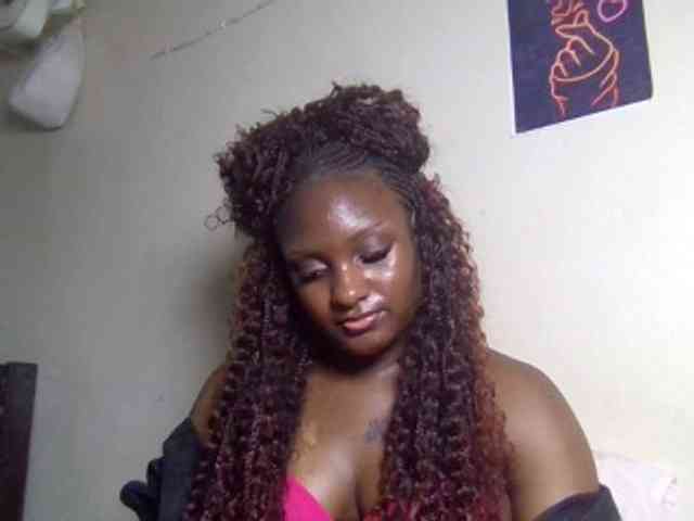 SweetKimmie webcam