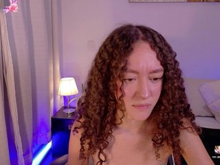 ChloeMoreti Porn Show