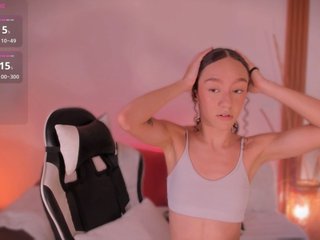 ChloeMoreti Porn Show