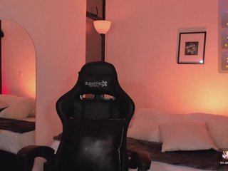ChloeMoreti Porn Show