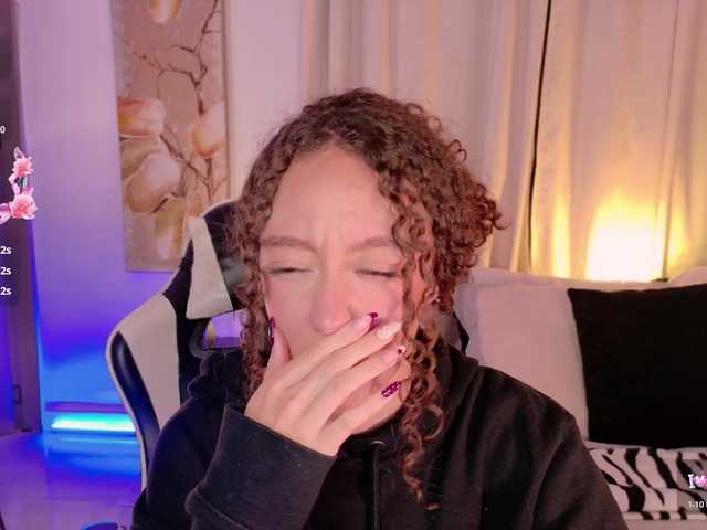 ChloeMoreti live cam on BongaCams