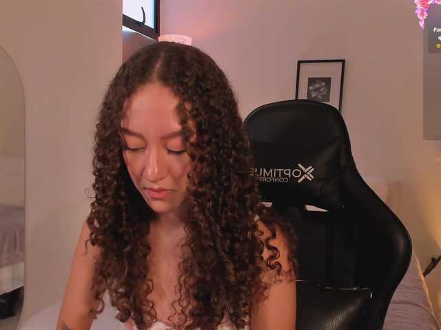 ChloeMoreti live cam on BongaCams