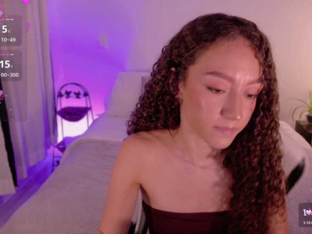 ChloeMoreti live cam on BongaCams