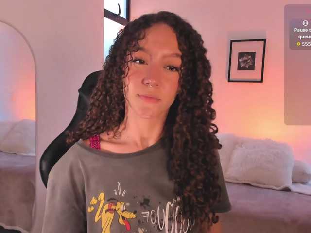 ChloeMoreti live cam on BongaCams