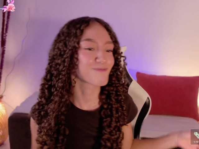 ChloeMoreti live cam on BongaCams